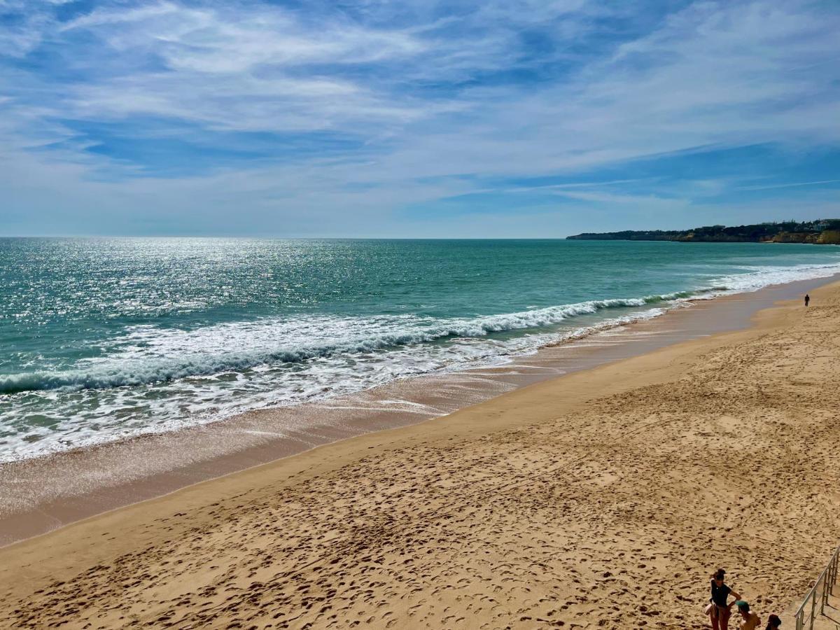 Ocean Breeze Apartment Armacao de Pera Ngoại thất bức ảnh